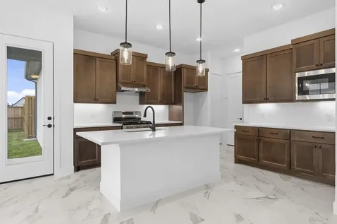 11803 Benes Drive Mont Belvieu TX 77523