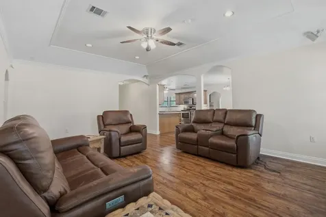 10985 Woods Lane Cleveland TX 77328