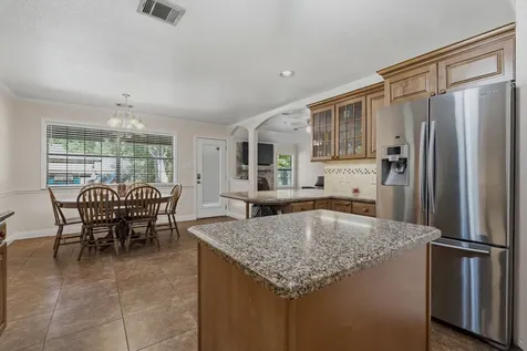 10985 Woods Lane Cleveland TX 77328