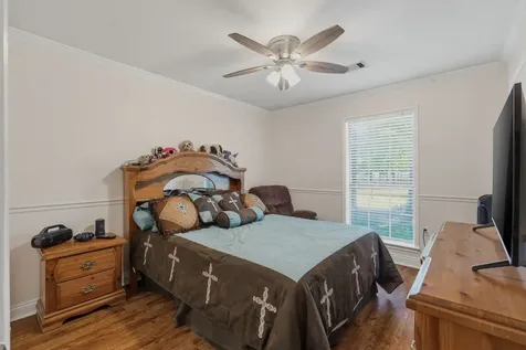 10985 Woods Lane Cleveland TX 77328
