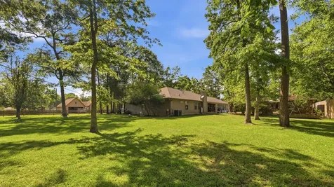 10985 Woods Lane Cleveland TX 77328