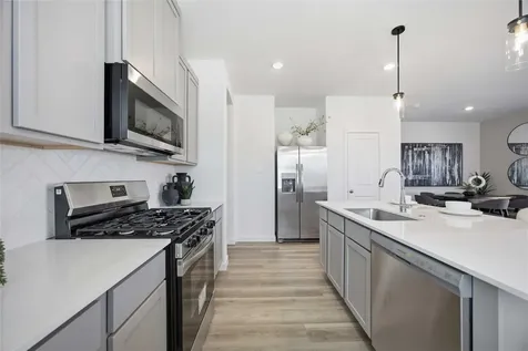 5811 Burt Street Houston TX 77091