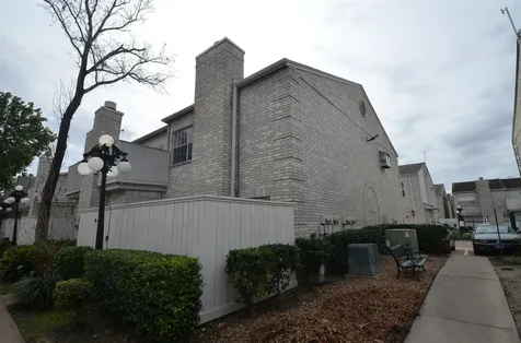 3800 Tanglewilde Street 109 Houston TX 77063