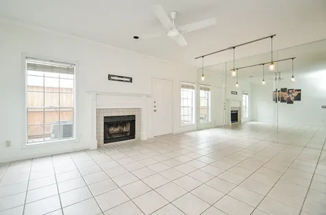 3800 Tanglewilde Street 109 Houston TX 77063