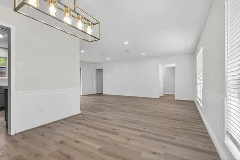202 Oak Hollow Street Conroe TX 77301