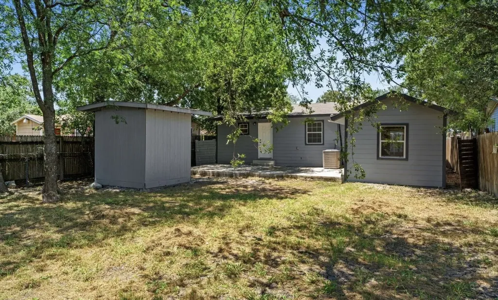 512 Vickers Avenue San Antonio TX 78211