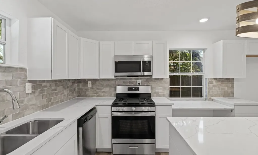 512 Vickers Avenue San Antonio TX 78211