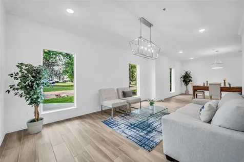 11314 S Williamsburg Drive Piney Point Village TX 77024