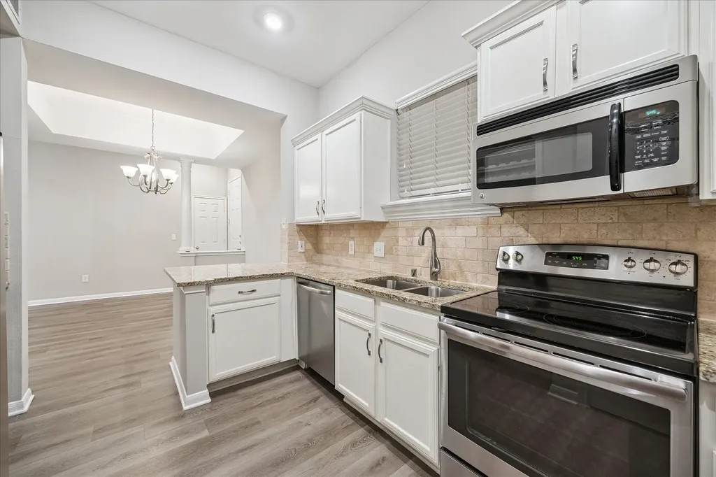 5353 Memorial Drive 2031 Houston TX 77007