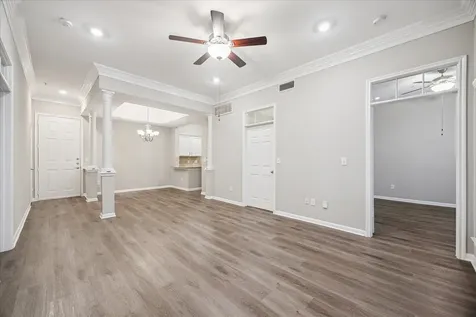 5353 Memorial Drive 2031 Houston TX 77007