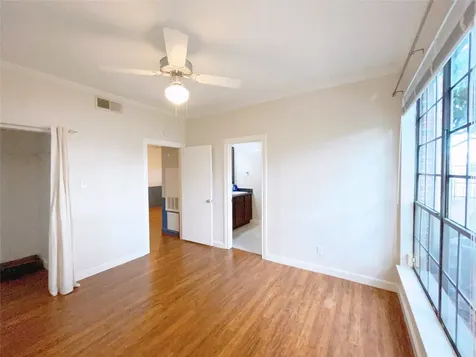 2121 El Paseo Street 1511 Houston TX 77054