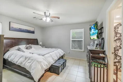 16915 W Ivanhoe Montgomery TX 77316