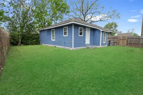 218 Hafer Street Baytown TX 77520