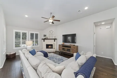 1211 Layla Sage Loop Richmond TX 77406