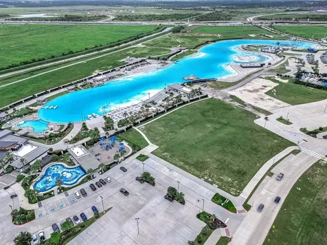 13517 Emerald Mallard Drive Texas City TX 77568