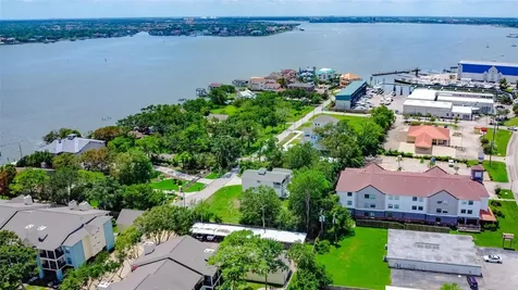 2906 Seargent Street Seabrook TX 77586
