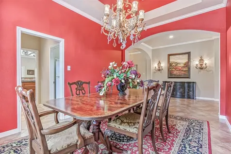 2427 Pioneer Oaks Drive Fresno TX 77545