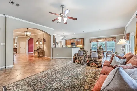 2427 Pioneer Oaks Drive Fresno TX 77545