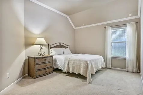 2427 Pioneer Oaks Drive Fresno TX 77545