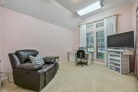 2427 Pioneer Oaks Drive Fresno TX 77545
