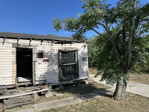 505 N Francis Street Bishop TX 78343