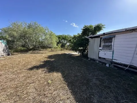 505 N Francis Street Bishop TX 78343