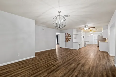 404 S 14th Street West Columbia TX 77486