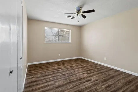404 S 14th Street West Columbia TX 77486