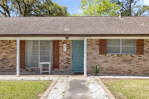 404 S 14th Street West Columbia TX 77486