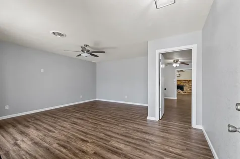 404 S 14th Street West Columbia TX 77486