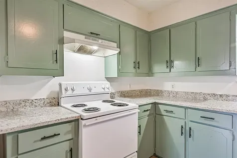 610 County Road 157 Alvin TX 77511