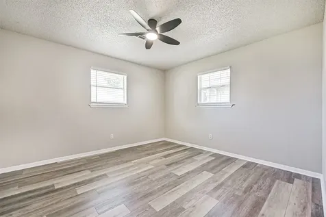 610 County Road 157 Alvin TX 77511