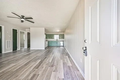 610 County Road 157 Alvin TX 77511