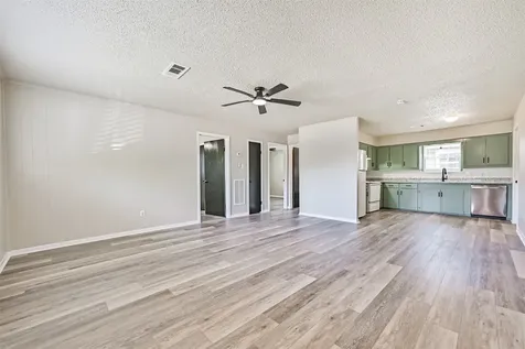 610 County Road 157 Alvin TX 77511