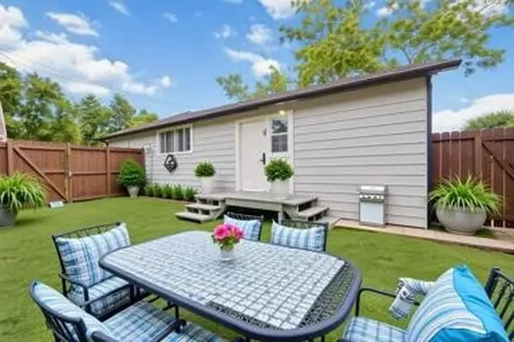 602 S 3rd Street C La Porte TX 77571