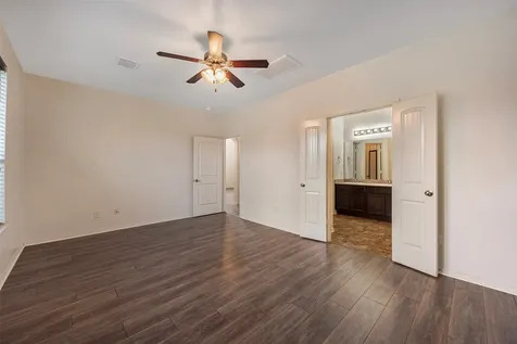 106 Crown Point Court Magnolia TX 77354