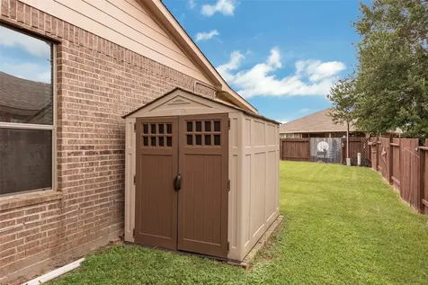 106 Crown Point Court Magnolia TX 77354