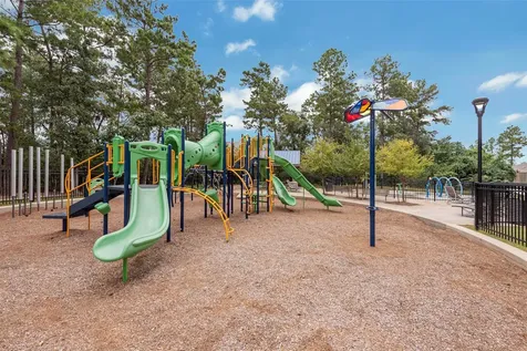 106 Crown Point Court Magnolia TX 77354