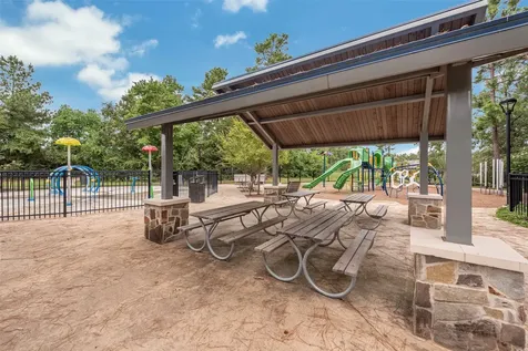 106 Crown Point Court Magnolia TX 77354