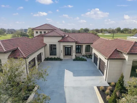 5105 Miramont Circle Bryan TX 77802