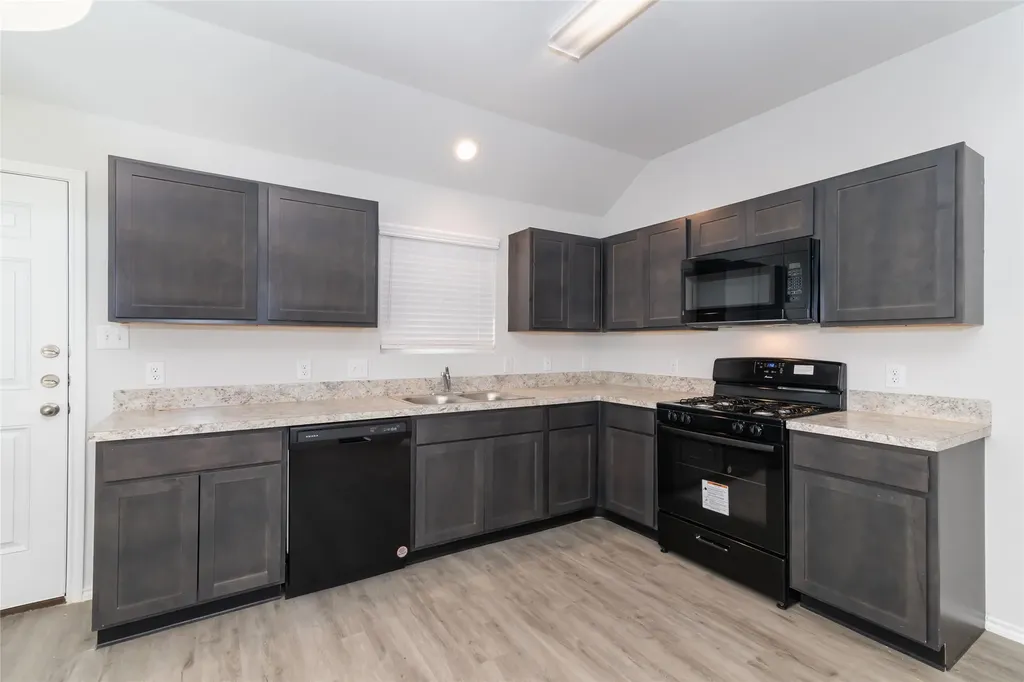 8603 Hilda Oaks Drive Houston TX 77028