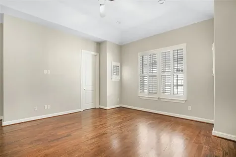 2843 Rusk Street Houston TX 77003
