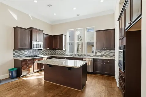 2843 Rusk Street Houston TX 77003