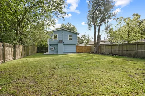 3802 Bayshore Drive Bacliff TX 77518