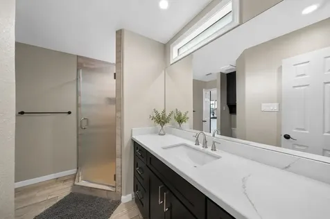 3802 Bayshore Drive Bacliff TX 77518