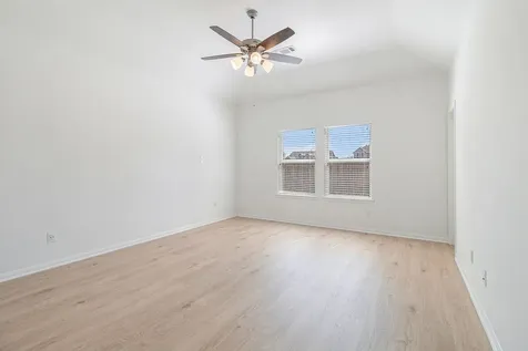 249 Edgewater Drive West Columbia TX 77486