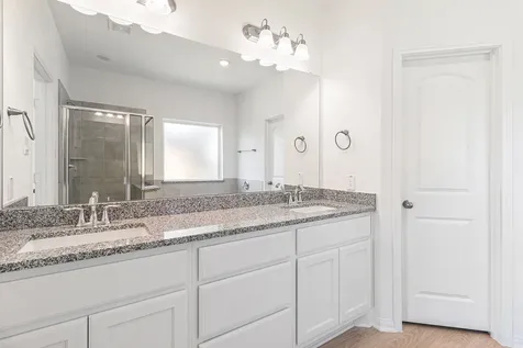 249 Edgewater Drive West Columbia TX 77486