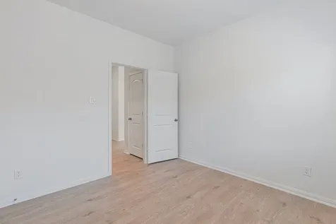 249 Edgewater Drive West Columbia TX 77486