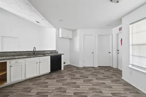 8203 Lone Quail Drive Houston TX 77489