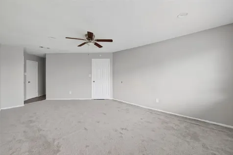 8203 Lone Quail Drive Houston TX 77489
